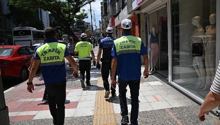 Büyükşehir’den Kaldırım İşgaline Kontrol