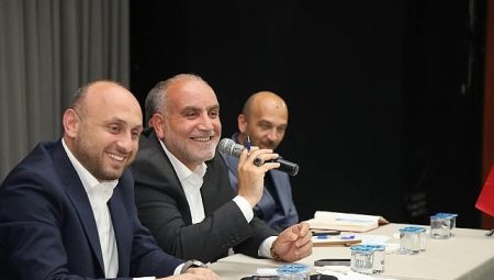 Canik Belediyesi’nden Çalışanlara Bayram İkramiyesi