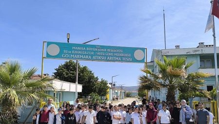 Gölmarmaralı öğrenciler arıtma tesisinde suyun bedelini yerinde öğrendi