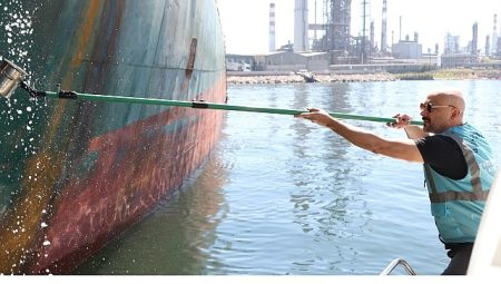 İzmit Körfezi’nde kirliliğe geçit yok