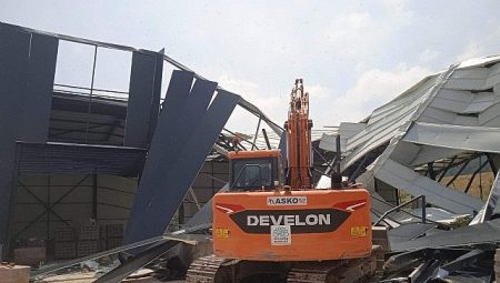 Kayapa’da kaçak fabrika yıkıldı