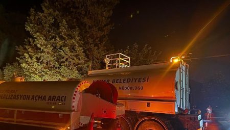 Kemer’de trafo yangını