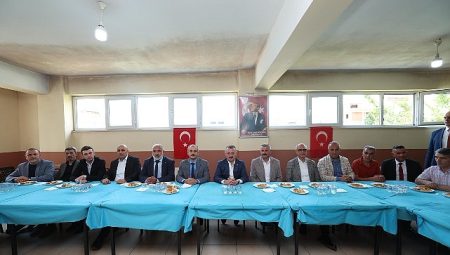 Lider Büyükakın’a Sivaslılardan ağır ilgi