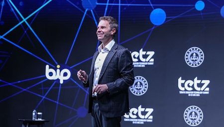 Shazam Kurucusu Chris Barton TETZ 2025’te konuştu: “Türkiye’de çok şahane müzikler duydum, Shazam’lamadan edemedim”