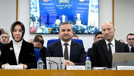 Sıkı para siyaseti, fiyat istikrarı sağlanana kadar sürecek – Düzgün Haber