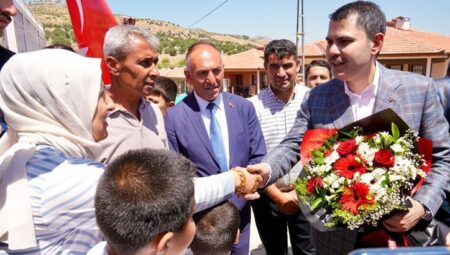 ‘Koskoca bir dağ delindi, bir kent merkezi açıldı’ – Düzgün Haber