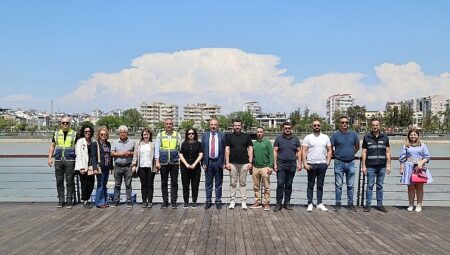Boğaçayı’nda her gün 6 ile 8 ton ortası sucul ot toplanıyor