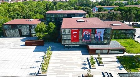 İnegöl Belediyesi’nden Bilgiye Dayalı İdare Atağı