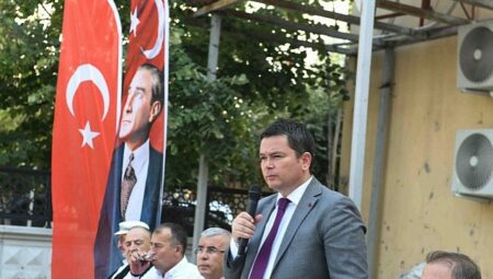 Lider Aydın halkın kaygılarını dinleyerek tahliller üretiyor