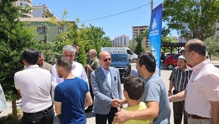 Lider Pekyatırmacı, Kılınçarslan Mahallesi sakinleriyle buluştu.