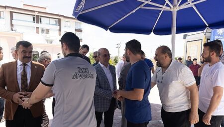 Lider Pekyatırmacı, “Tüm Vatandaşlarımızın Gereksinimlerini Dikkate Alarak Hizmet Üretiyoruz”