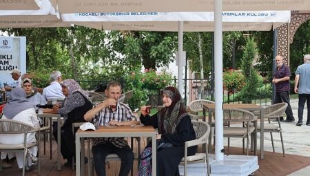 Saygınlar Kulübü’nde saygıdeğer sevda