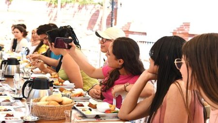 Yabancı öğrenciler toplumsal medya hesaplarında Osmangazi’yi tanıtacak
