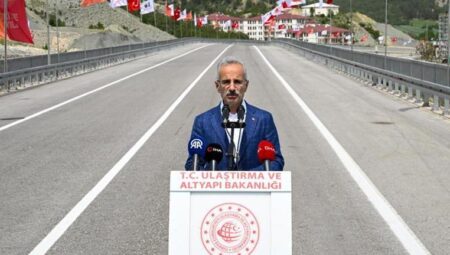 ”Ülkemizin en işlek otoyolu artık çok daha güvenli” – Düzgün Haber