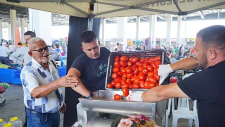 Ayvalık’ta Salça Vakti Başladı