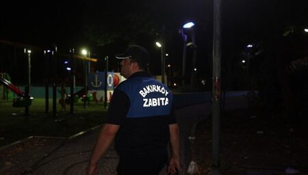 Bakırköy zabıtası çevreyi kirletenlere göz açtırmıyor