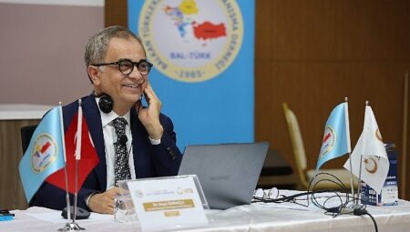 “Başarıya giden yol, uğraşın inşasıdır”