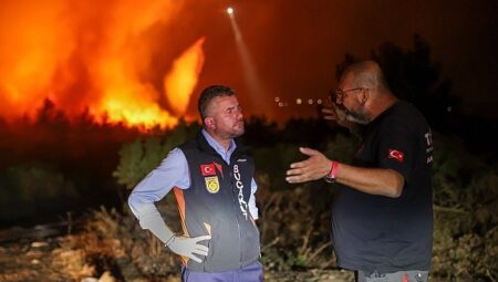 Buca tüm gece alevlerle uğraş etti