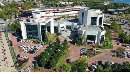 Büyükşehir’den 25 bin haneye 41 Kart dayanağı