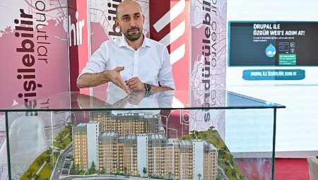 Büyükşehir’in toplumsal konut projesi İEF’de VR gözlükle tanıtılıyor