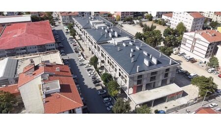 Çumra’da Çatalhöyük Ticaret Merkezi’nde Satış İhalesi Başlıyor
