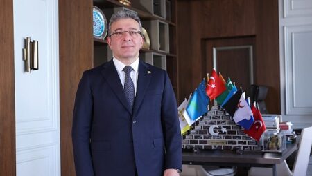 DEÜ Rektörü Prof. Dr. Bayram Yılmaz’dan 30 Ağustos Zafer Bayramı Bildirisi
