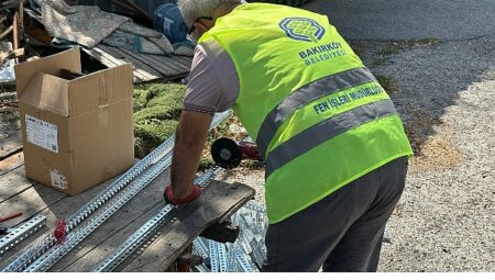 Esnafın Zahmeti Sona Erdi: Yeşilköy Pazarı’na Çağdaş Elektrik Tesisatı
