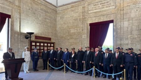 İtfaiyeciler Ata’nın huzuruna çıktı