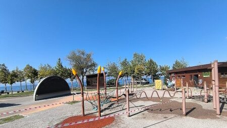 Karamürsel Ereğli Etkin Park’ın tabanı yenilendi