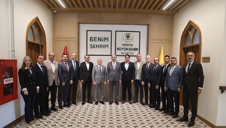 Lider Altay Bursalı Belediye Liderlerine Konya Modeli Belediyecilik Çalışmalarını Anlattı