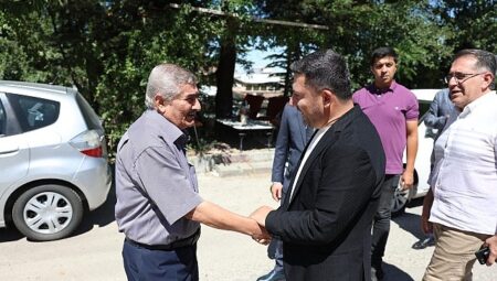 Lider Arı, Nevşehir Sanayi Esnafıyla Sohbet Etti