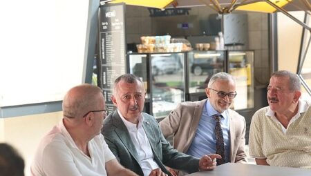 Lider Büyükakın’a Mola Park teşekkürü