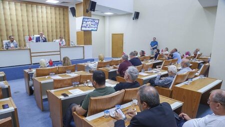 Lider İbrahim Sandıkçı: “Yaşamı kolaylaştıran ve yaşama paha katan hizmetleri hemşehrilerimizle buluşturuyoruz”