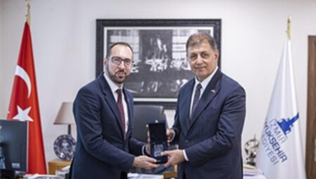 Lider Tugay’a Belarus ve Hırvatistan’dan İEF ziyareti