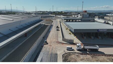 Railport’un etraf yolları asfaltlanıyor